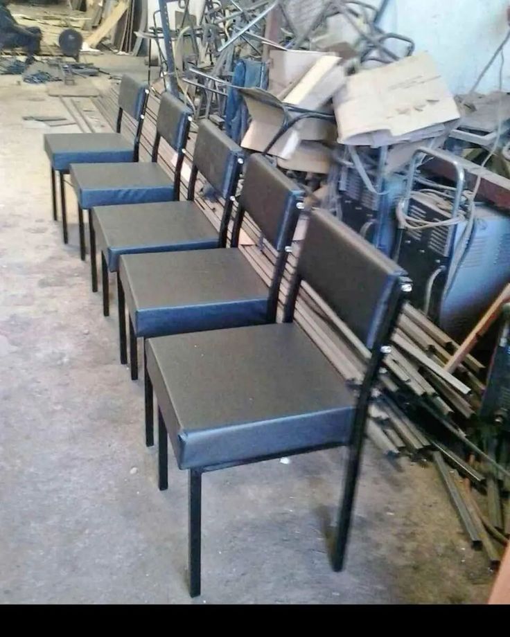 Black visitor chairs
